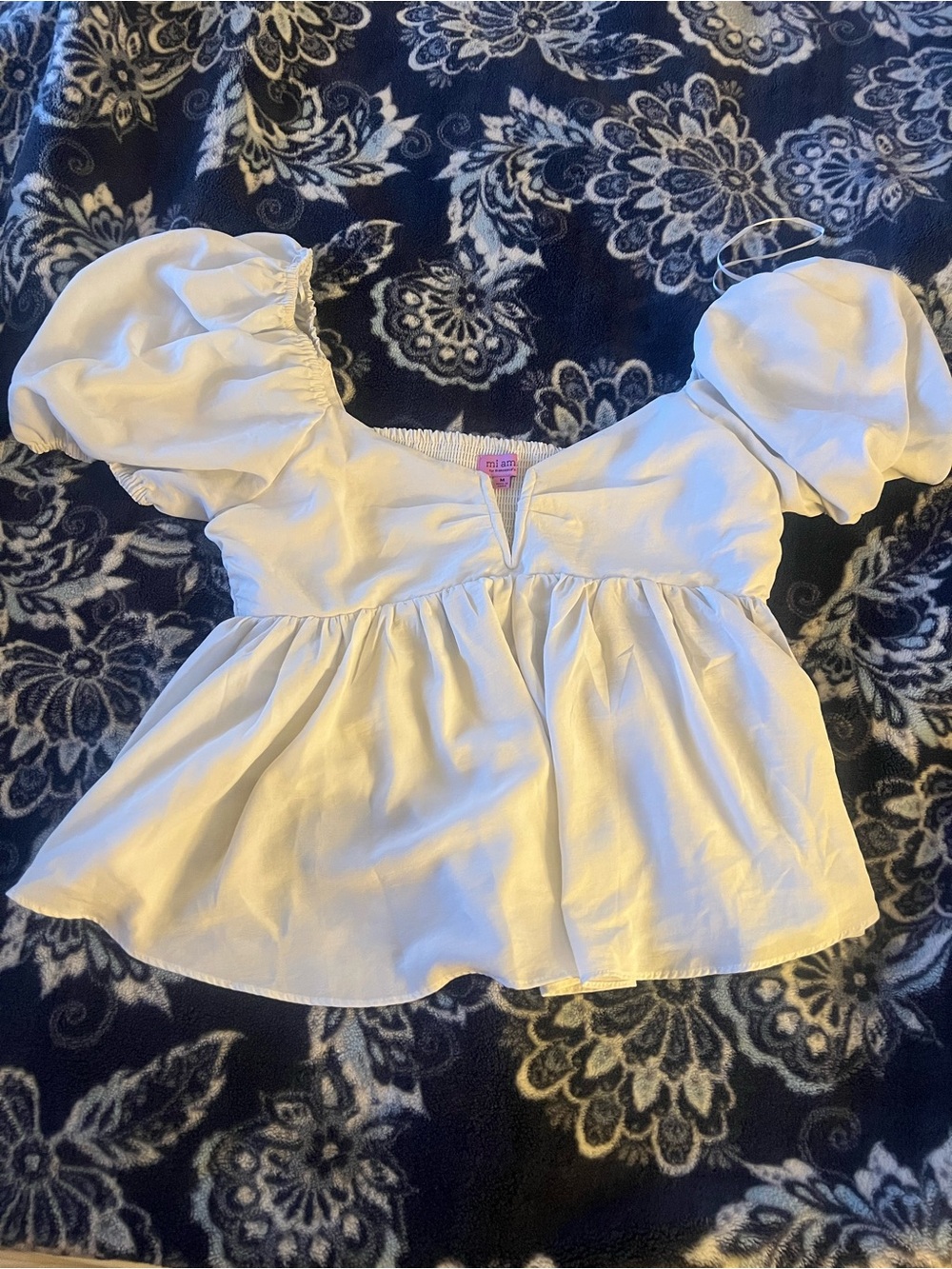 miami Cream Puff-Sleeve Peplum Top